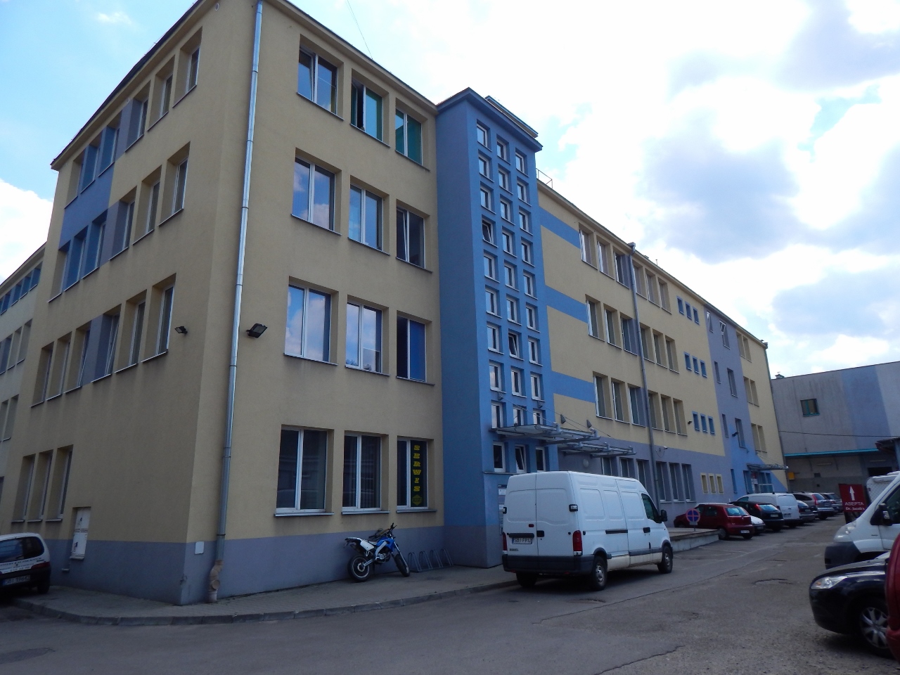 Pomieszczenia biurowe z łazienką w Bielsku-Białej